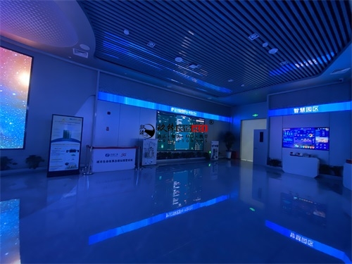 �y���Ƽ�չ�d�b���OӋ�Ŀ|�N���b�